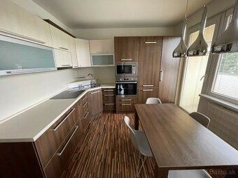 Dam do prenajmu 2oj izb. byt v obci Habovka. Tel.0915461257