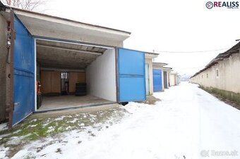 Predám plechovú halu 20x8 Brána 1,90 pozinkovaný profil Šírk