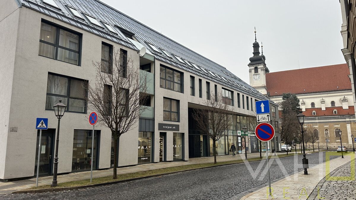 Typ: Garáže a parkovacie miesta Mestská časť: Centrum a okol