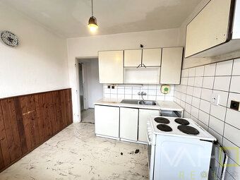 Typ: Rodinný dom Obec: Sereď
Ponúkame na predaj priestranný 