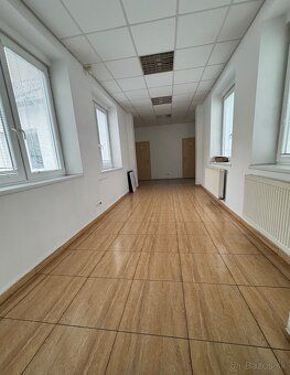 Ponúkame na prenájom administratívne priestory v centre mest