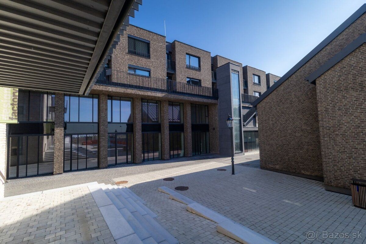 ZENITH LUXURY REAL ESTATE vám ponúka výnimočnú príležitosť n