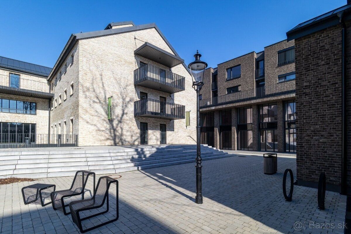 ZENITH LUXURY REAL ESTATE vám ponúka výnimočnú príležitosť n