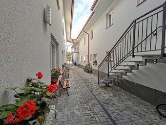 Reality Alpia Vám ponúkajú na prenájom 2,5-izbový byt / 69m2