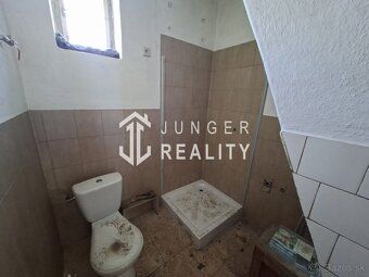 Jozef Junger – Realitný maklér ponúka na predaj rodinný dom 