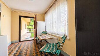 Exkluzívne ponúkame na predaj starší, vidiecky rodinný dom v