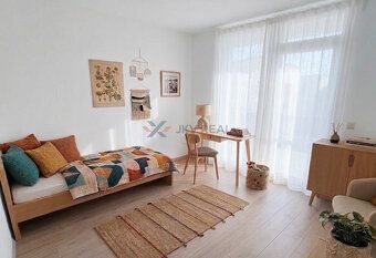 Typ: 3-izbový byt Mestská časť: Trnávka Obec: Bratislava-Ruž