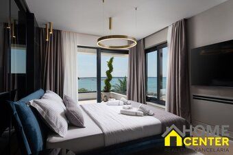 Realitná kancelária HOME CENTER ponúka na predaj luxusnú vil