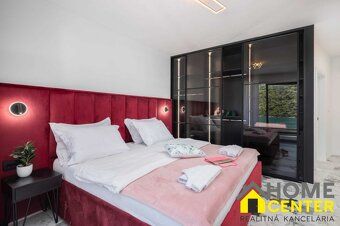 Realitná kancelária ponúka modernú novostavbu v prvej línii 