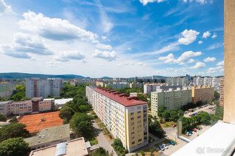 Typ: 1-izbový byt Ulica: Jungmannova Mestská časť: Dvory Obe
