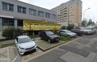 Skladový priestor v objekte Business centrum Pribišova. Ide 