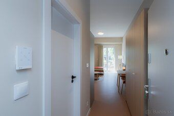 Ponúkame na prenájom priestrannú garsónku s výmerou 30 m² v 