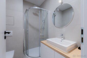 Ponúkame na prenájom priestrannú garsónku s výmerou 30 m² v 
