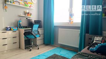 Typ: 3-izbový byt Ulica: Hollého Mestská časť: Veča Obec: Ša