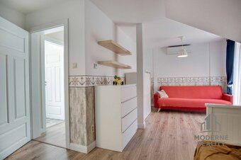 Moderné Reality ponúka na predaj rodinný dom s 3 balkónmi a 