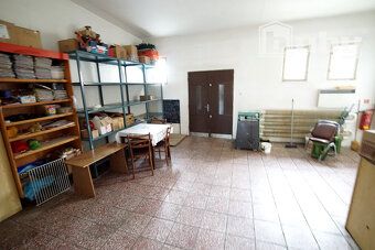 Typ: Komerčný objekt Ulica: Socovce Obec: Socovce
Ponúkam na