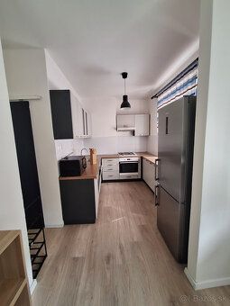 🏡 Ponúkam na prenájom kompletne zrekonštruovaný a zariadený 