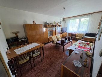 predám 3 izbový byt o výmere 71m2 v pôvodnom stave na Kremni