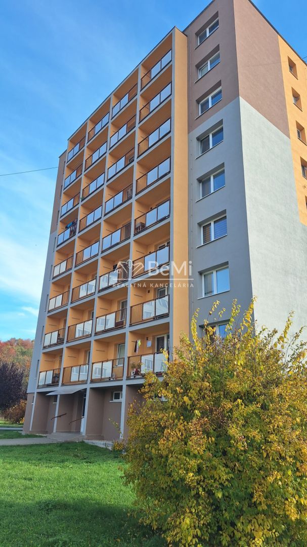 ID241-113-DERU: Hľadám pre klienta 3 alebo 4 izbový zrekonšt