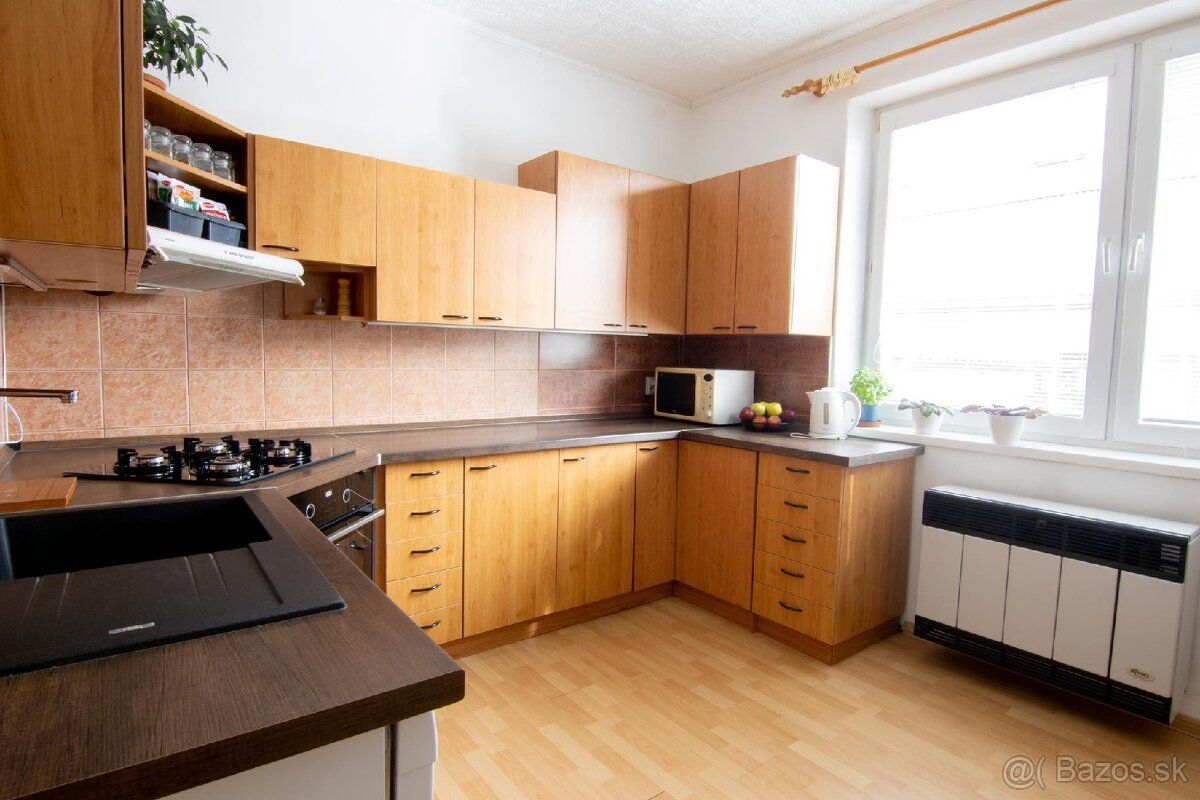 Prenajmem izbu v dome 250€/mesiac S energiami