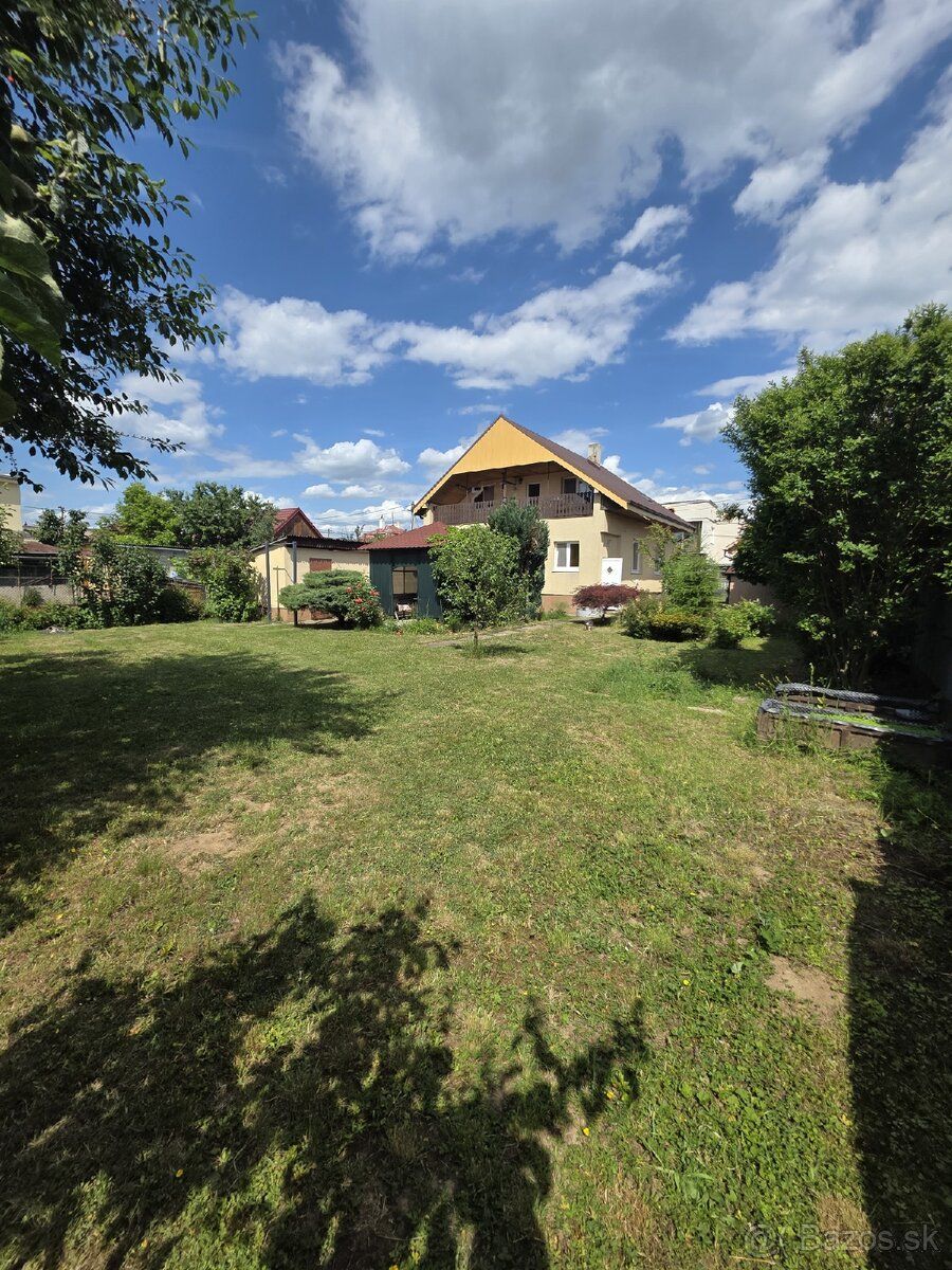 Prenajmem izbu v dome 250€/mesiac S energiami