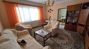 Ponúkame exkluzívne na predaj 5-izbový rodinný dom v obci Do