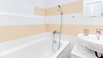 360° VIRTUÁLNU PREHLIADKU NÁJDETE NA: https://info.axisreal.