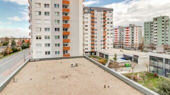 360° VIRTUÁLNU PREHLIADKU NÁJDETE NA: https://info.axisreal.
