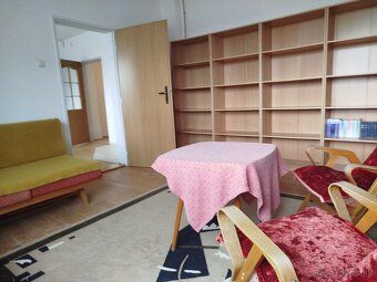 V pokojnej obci Tupá, okres Levice, ponúkame na predaj útuln