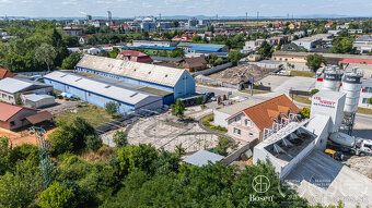 Bosen Group Vám ponúka na prenájom komerčné priestory s výbo
