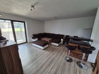 Typ: Apartmánový dom Ulica: Júliusa Nemca 190 Obec: Bešeňová