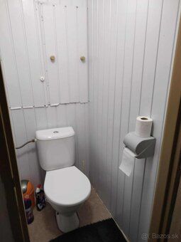 Prenajmem 2-izbový byt s balkónom o výmere 53,91 m² (bez bal