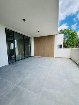 Ponúkame exkluzívne jedinečnú možnosť prevziať kúpu modernéh