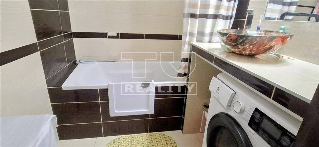 TUreality ponúka na predaj 3 izbový byt v Topoľčanoch s rozl