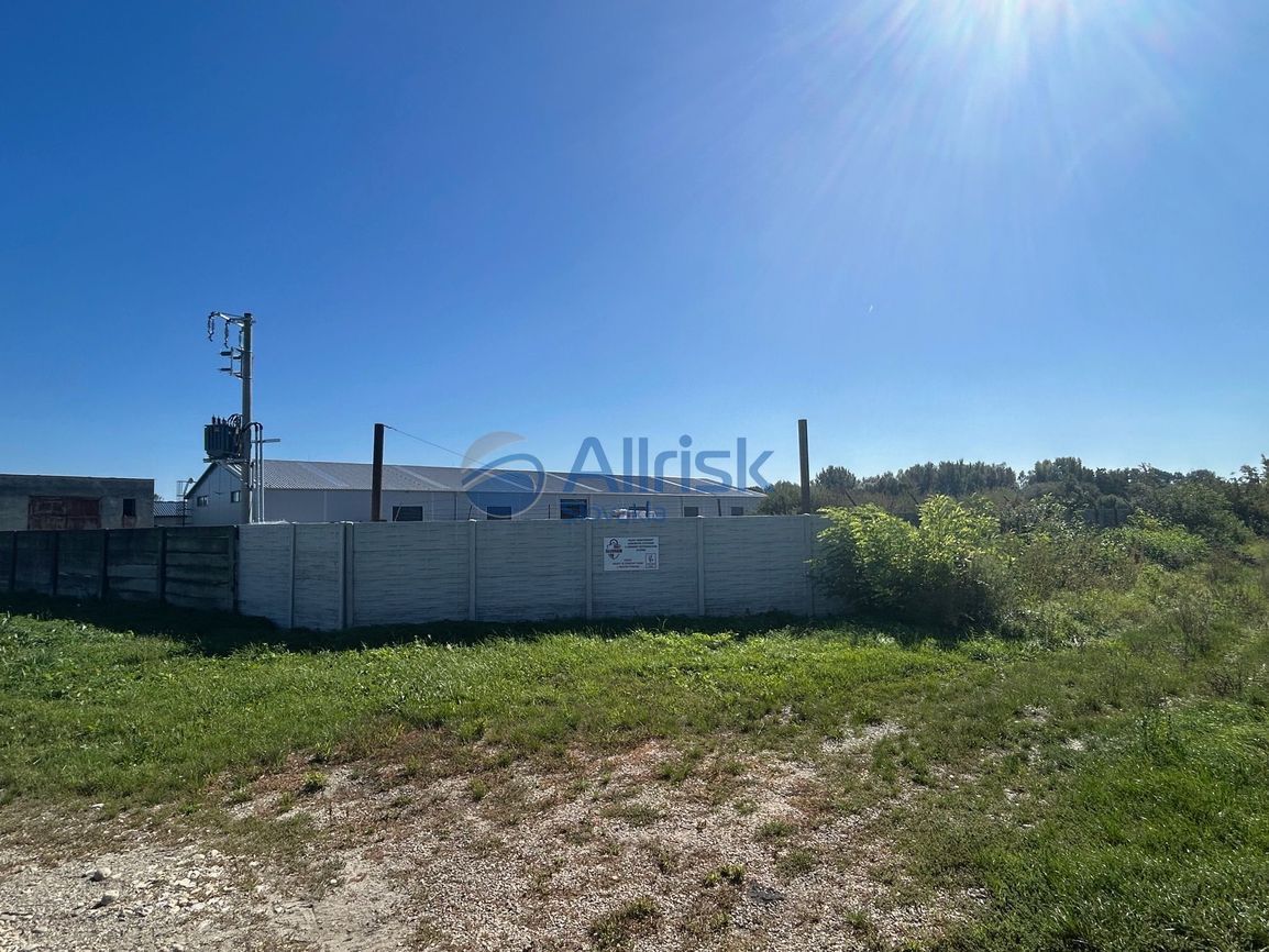 Spoločnosť Allrisk Slovakia Vám ponúka na prenájom pozemok v