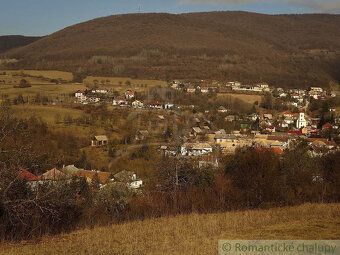Pozemok v súčasnosti vedený ako orná pôda, sa nachádza na ok