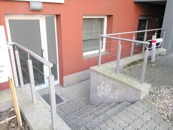 Ponúkame na predaj obchodný priestor nachádzajúci sa v admin