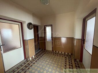 Chceli by ste bývať v dome, ktorý vám ponúkne pokoj vidieka,