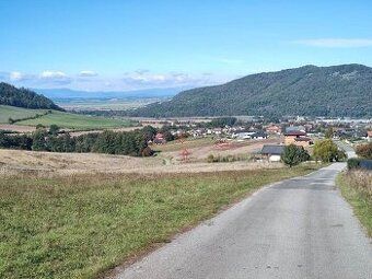 Predám pozemok blízko lyžiarskeho strediska. Hriňová-Slanec.