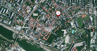 Ponúkame na predaj veľkometrážny 6-izbový byt v historickom 