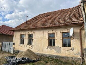 Ponúkame na predaj polyfunkčnú budovu vhodnú na podnikateľsk
