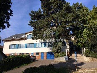Ponúkame na prenájom kancelárske priestory s výmerou 42 m², 