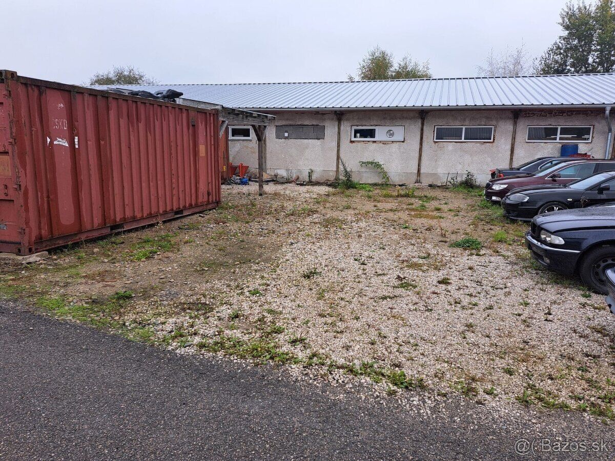 Ponúkame na PRENÁJOM spevnený pozemok s výmerou cca 120 m², 