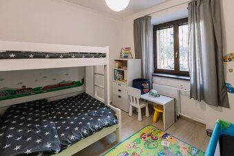 Predávam trojizbový byt 80.5m2 v pešej vzdialenosti od nákup