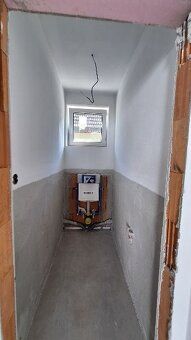 Z bytu do domu .
Ponúkame Vám na predaj novostavbu 4 izbovéh