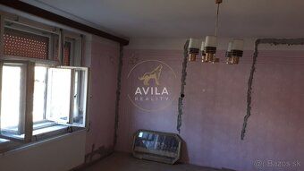 Sme AVILA. Už roky spájame ľudí s ich novým domovom. Zavolaj