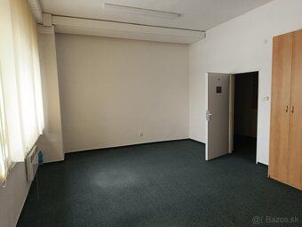 ID-500137-26BB
Ponúkame na prenájom kancelárske priestory v 