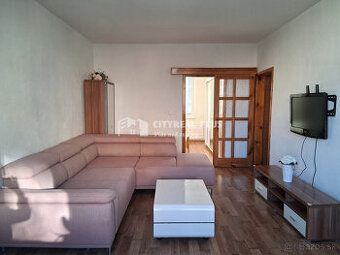 Sprostredkujeme prenájom veľkého 3 izbového bytu s balkónom 