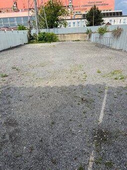 Ponúkame na prenájom rozľahlú plochu s výmerou 562 m² v loka