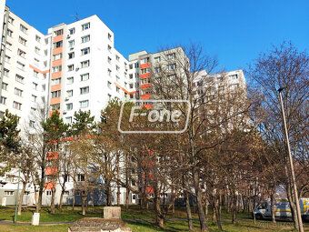Typ: 3-izbový byt Ulica: Vígľašská Obec: Bratislava-Petržalk